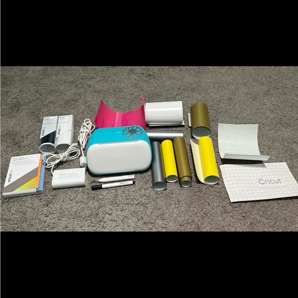 Cricut joy bundle - Picture 1 of 12